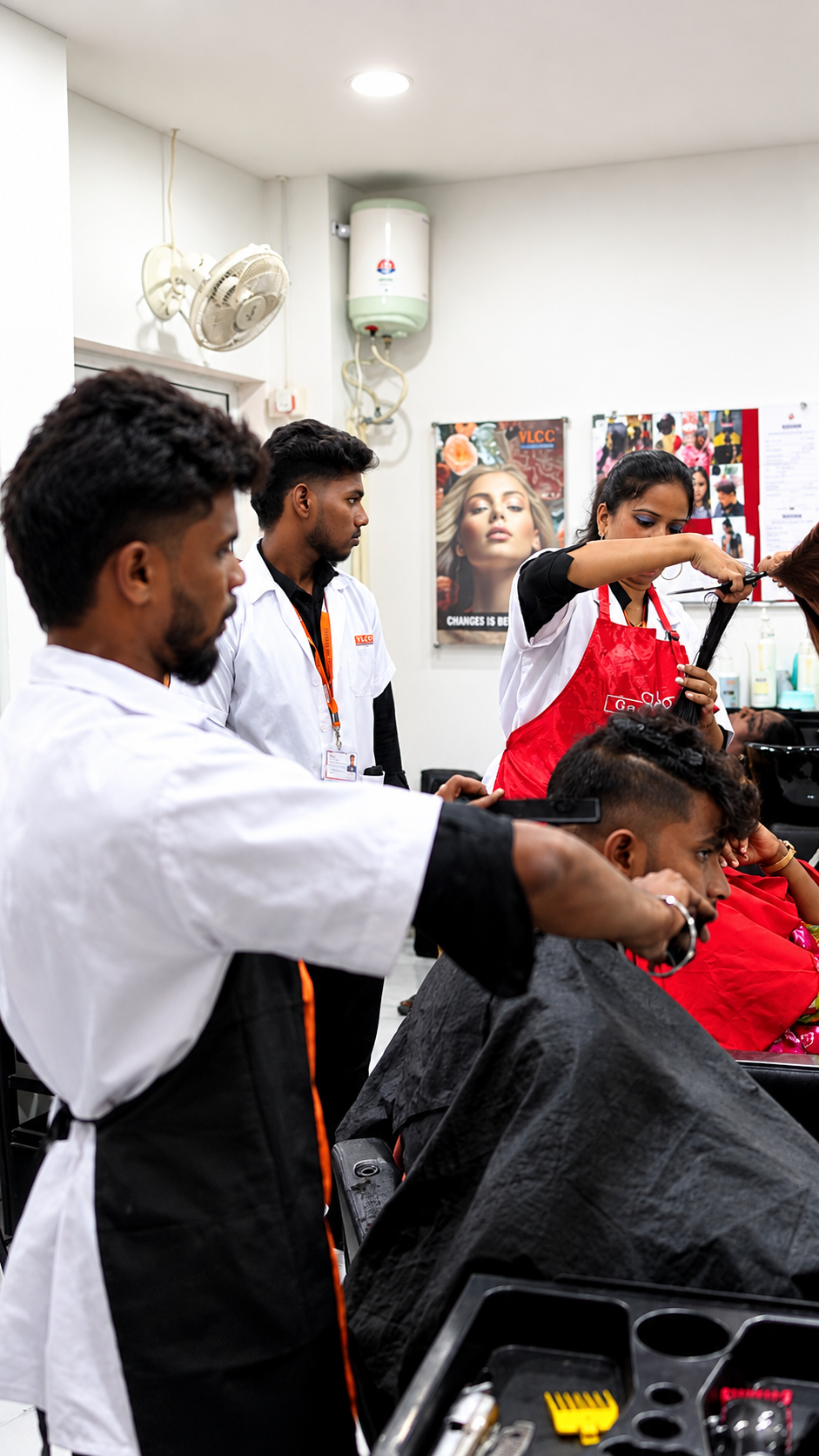 Small batch hair styling training at VLCC Chrompet